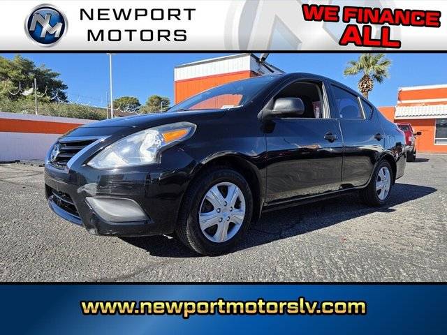 2015 Nissan Versa S FWD photo