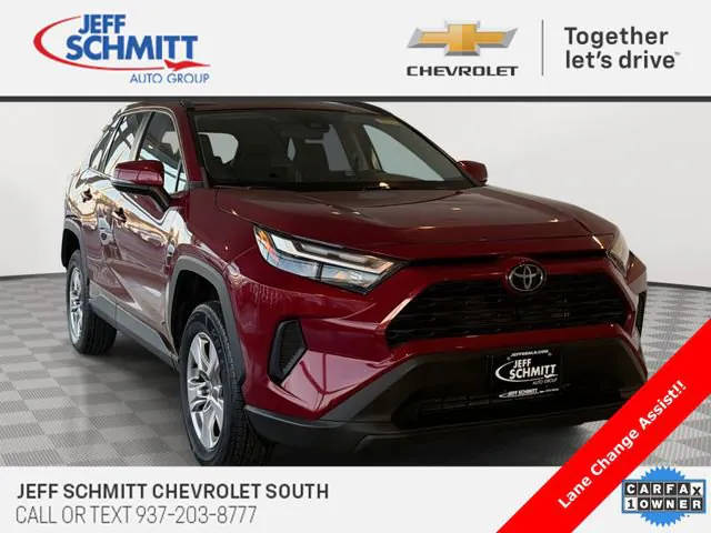 2023 Toyota RAV4 XLE FWD photo