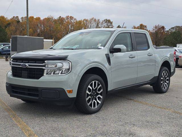 2022 Ford Maverick LARIAT FWD photo