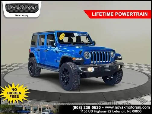 2022 Jeep Wrangler Unlimited Unlimited Sahara 4WD photo