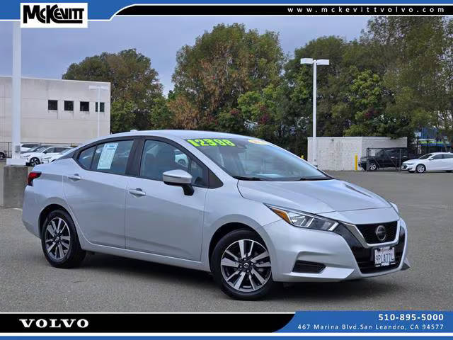 2021 Nissan Versa SV FWD photo