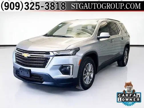 2023 Chevrolet Traverse LT Leather AWD photo
