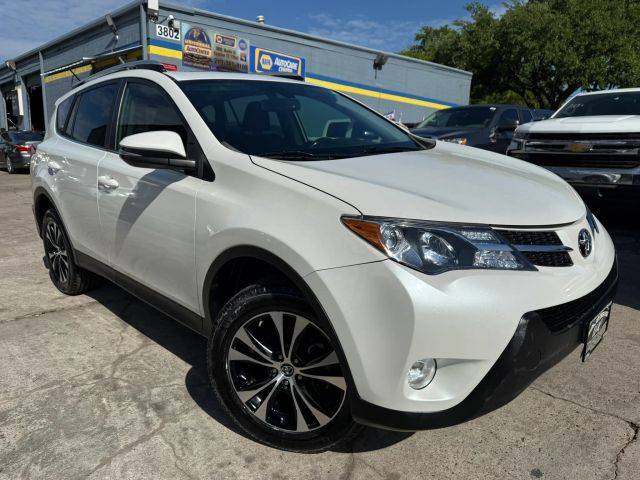 2015 Toyota RAV4 Limited FWD photo