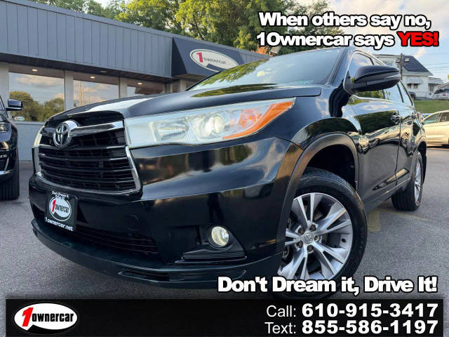 2015 Toyota Highlander LE Plus AWD photo