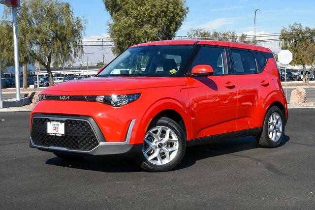 2023 Kia Soul LX FWD photo