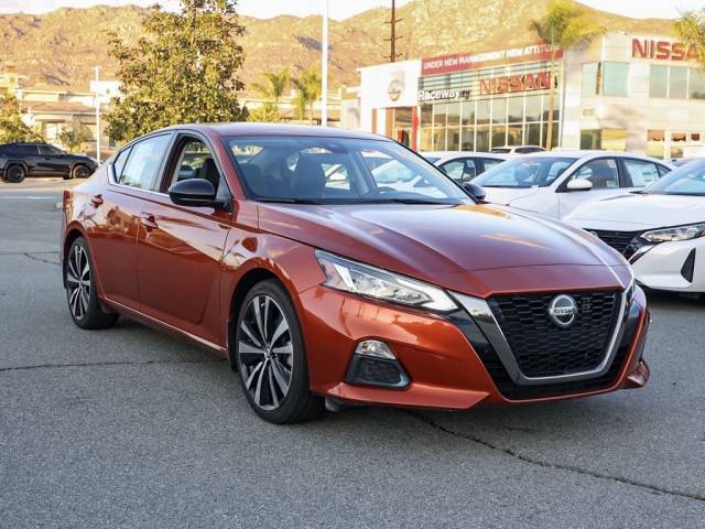 2022 Nissan Altima 2.5 SR FWD photo