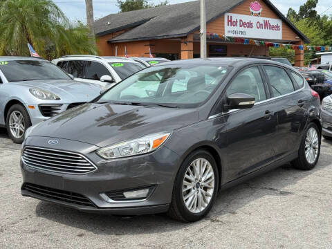 2015 Ford Focus Titanium FWD photo