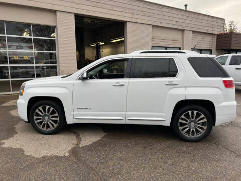 2017 GMC Terrain Denali AWD photo