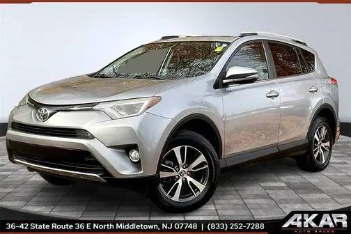 2016 Toyota RAV4 XLE FWD photo