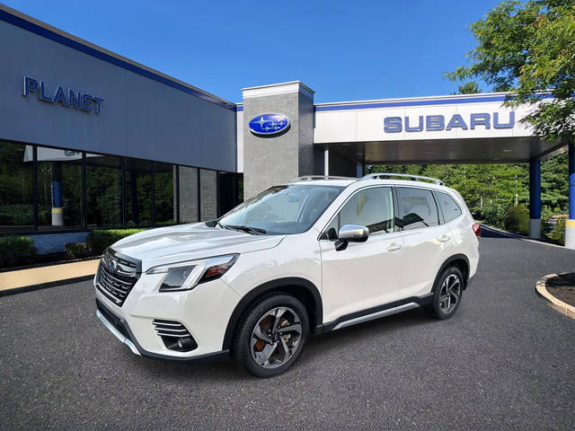 2022 Subaru Forester Touring AWD photo