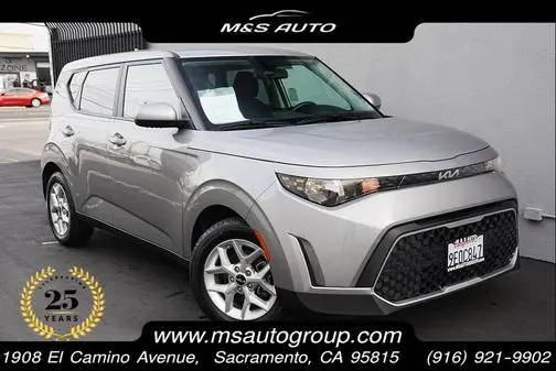 2023 Kia Soul LX FWD photo