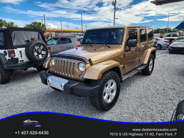 2015 Jeep Wrangler Unlimited Sahara 4WD photo