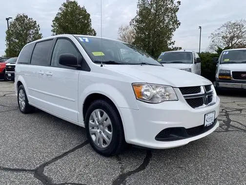 2017 Dodge Grand Caravan SE FWD photo