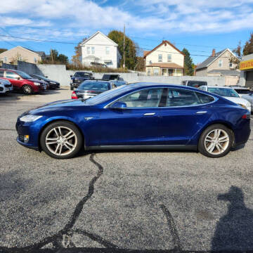 2015 Tesla Model S  RWD photo