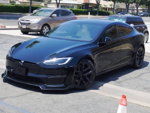 2022 Tesla Model S Plaid AWD photo