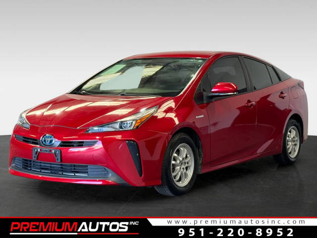 2022 Toyota Prius L Eco FWD photo