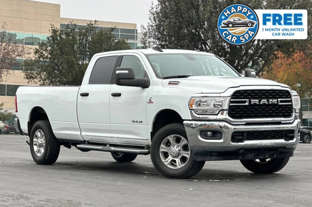 2023 Ram 3500 Big Horn 4WD photo