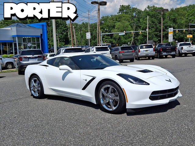 2015 Chevrolet Corvette 2LT RWD photo