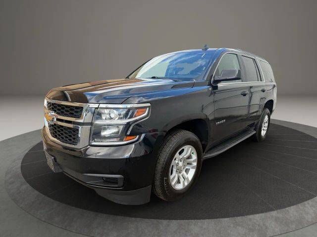 2017 Chevrolet Tahoe LT 4WD photo