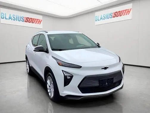 2022 Chevrolet Bolt EUV LT FWD photo