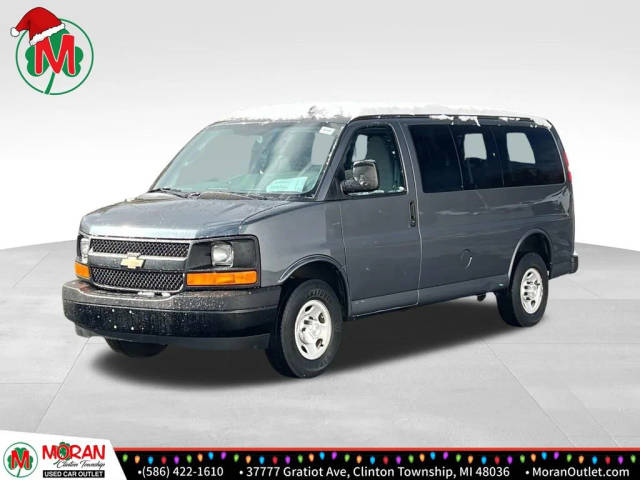 2017 Chevrolet Express LS RWD photo