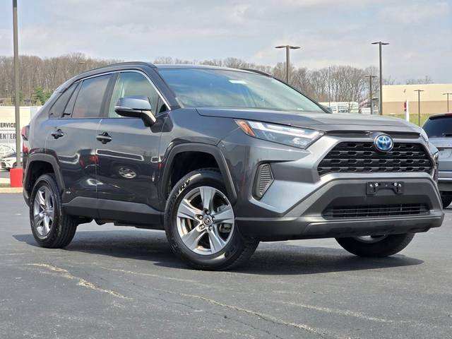 2022 Toyota RAV4 Hybrid XLE AWD photo