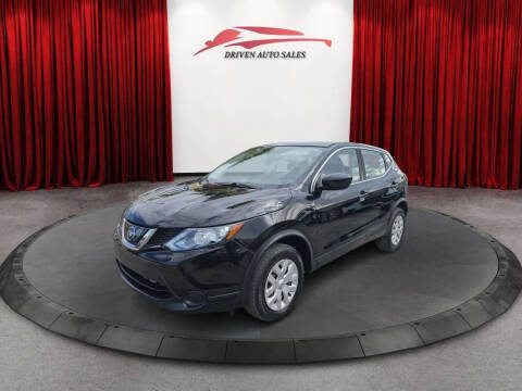 2018 Nissan Rogue Sport S FWD photo