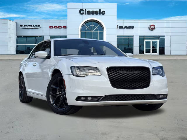 2022 Chrysler 300 300S RWD photo