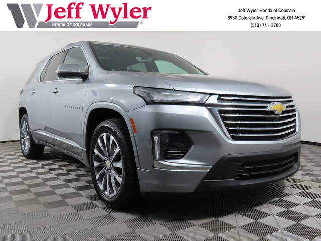 2023 Chevrolet Traverse Premier AWD photo