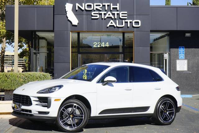 2020 Porsche Macan S AWD photo