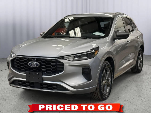 2023 Ford Escape ST-Line AWD photo