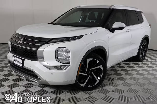 2022 Mitsubishi Outlander SEL FWD photo