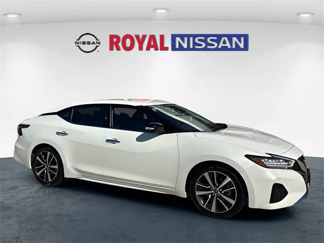 2023 Nissan Maxima SV FWD photo