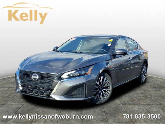 2023 Nissan Altima 2.5 SV FWD photo