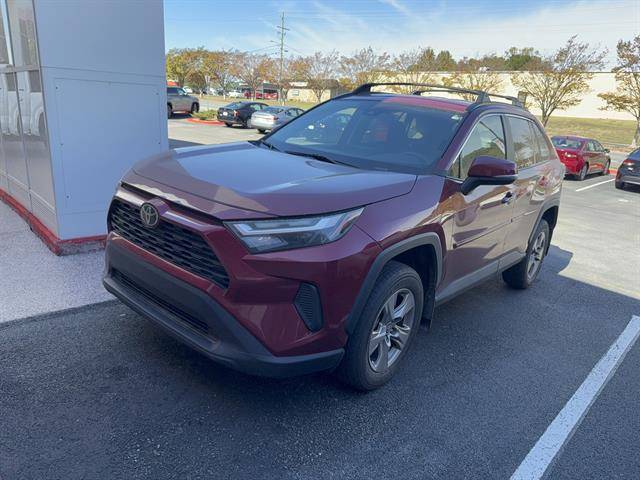 2022 Toyota RAV4 XLE FWD photo