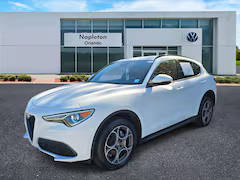 2022 Alfa Romeo Stelvio Sprint AWD photo