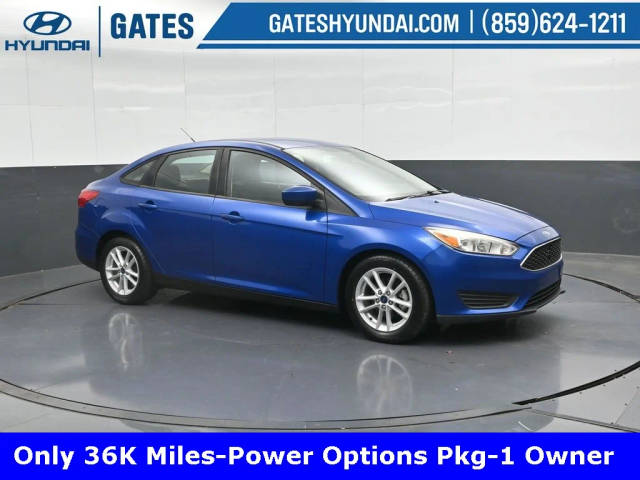 2018 Ford Focus SE FWD photo