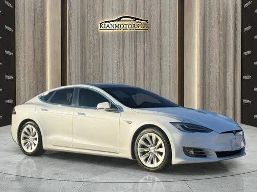 2016 Tesla Model S 60 RWD photo