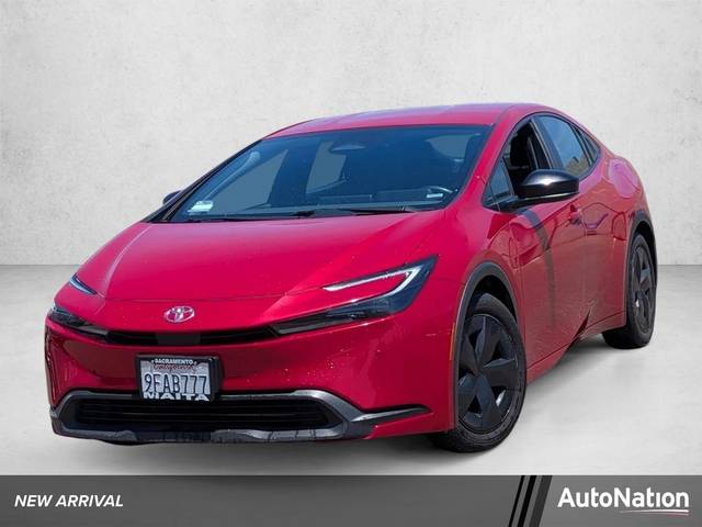 2023 Toyota Prius LE FWD photo
