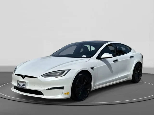 2021 Tesla Model S Plaid AWD photo