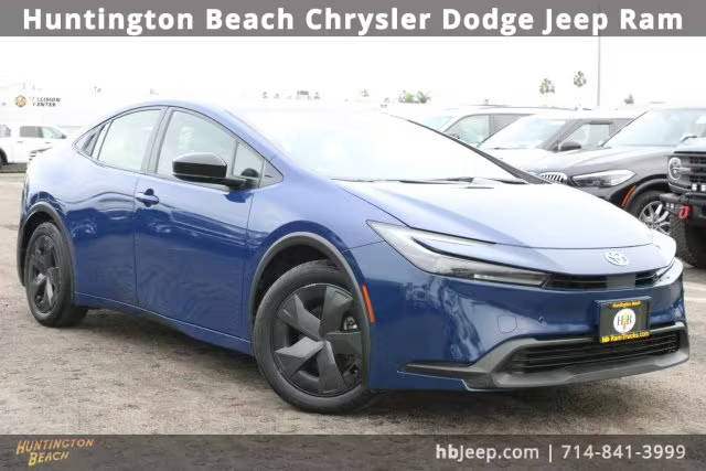 2023 Toyota Prius LE FWD photo