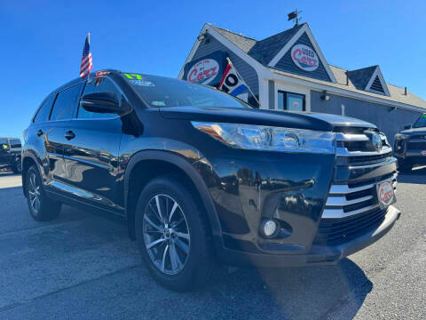 2017 Toyota Highlander XLE AWD photo