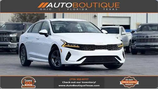 2022 Kia K5 LXS FWD photo