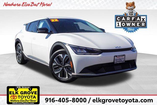 2022 Kia EV6 Light RWD photo