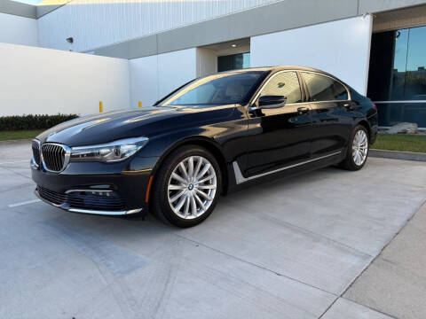 2017 BMW 7 Series 740i RWD photo