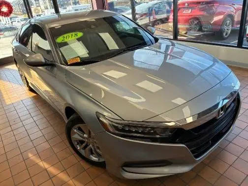 2018 Honda Accord LX 1.5T FWD photo