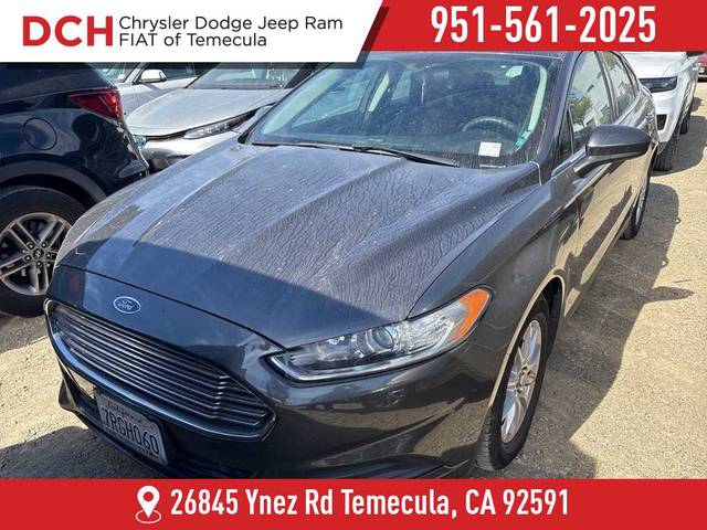 2016 Ford Fusion S FWD photo