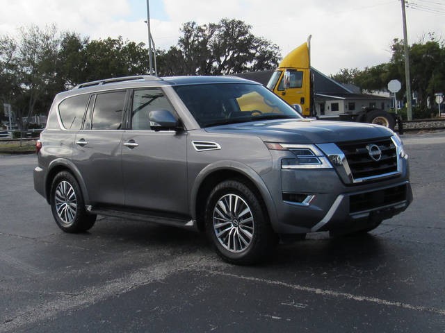2023 Nissan Armada SL 4WD photo