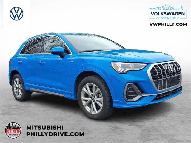 2023 Audi Q3 S line Premium AWD photo