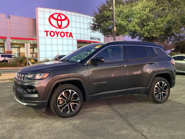 2023 Jeep Compass Limited 4WD photo